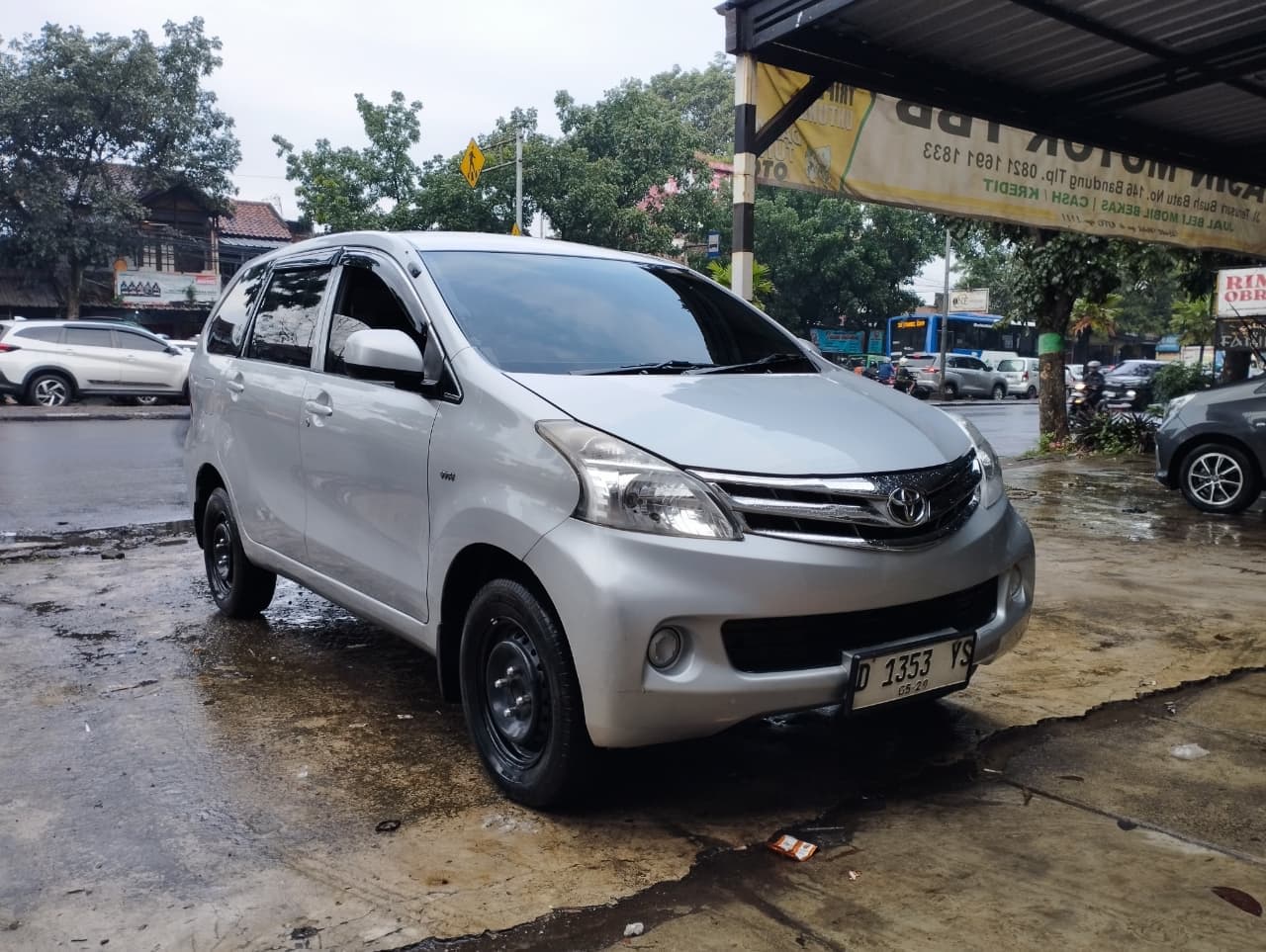 Toyota New Avanza E Manual 2014 - DP 3 Juta - Bandung