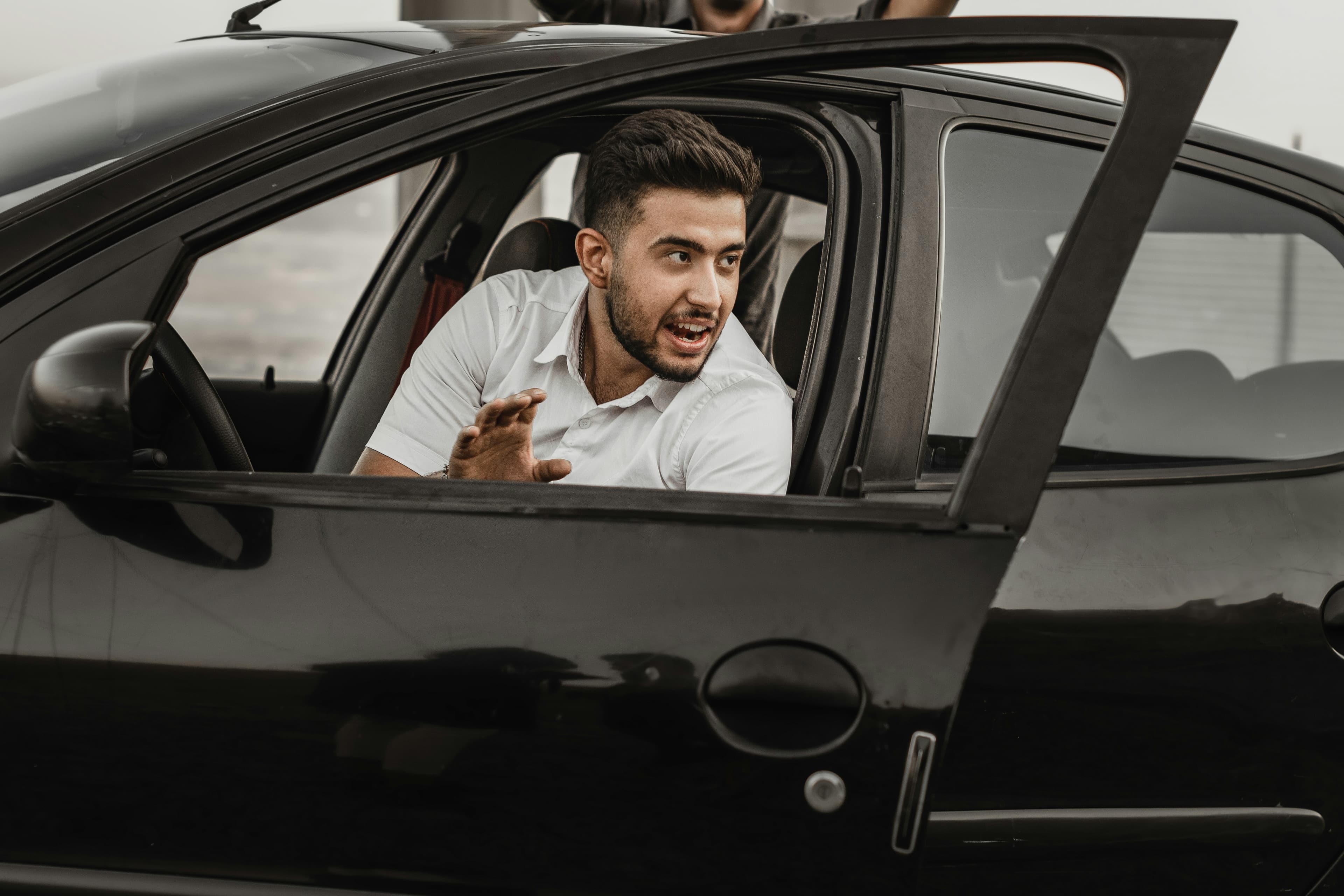 Cara Membeli Mobil Bekas Aman