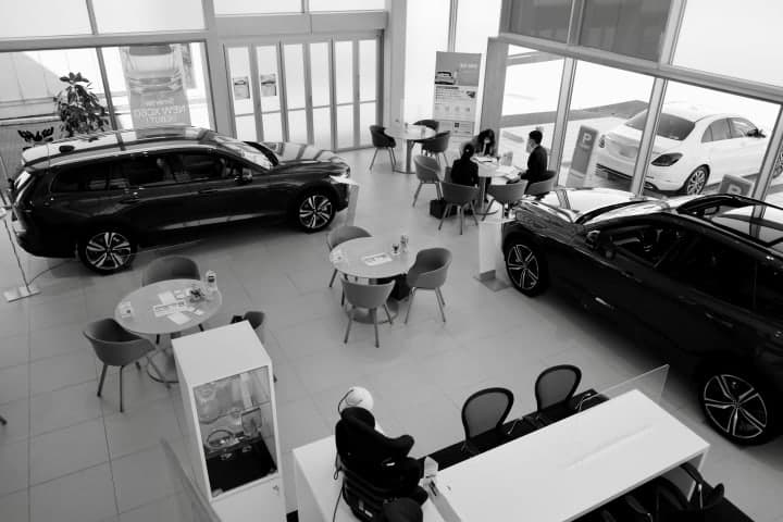 Tips Negosiasi Harga Mobil Bekas Agar Murah