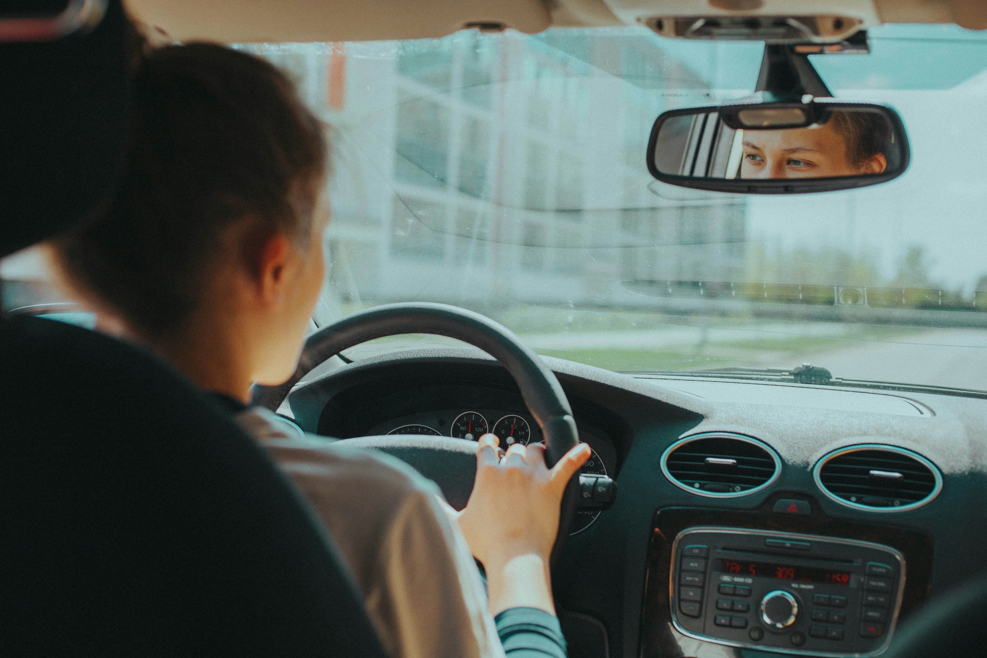Cara Test Drive Mobil Bekas yang Benar